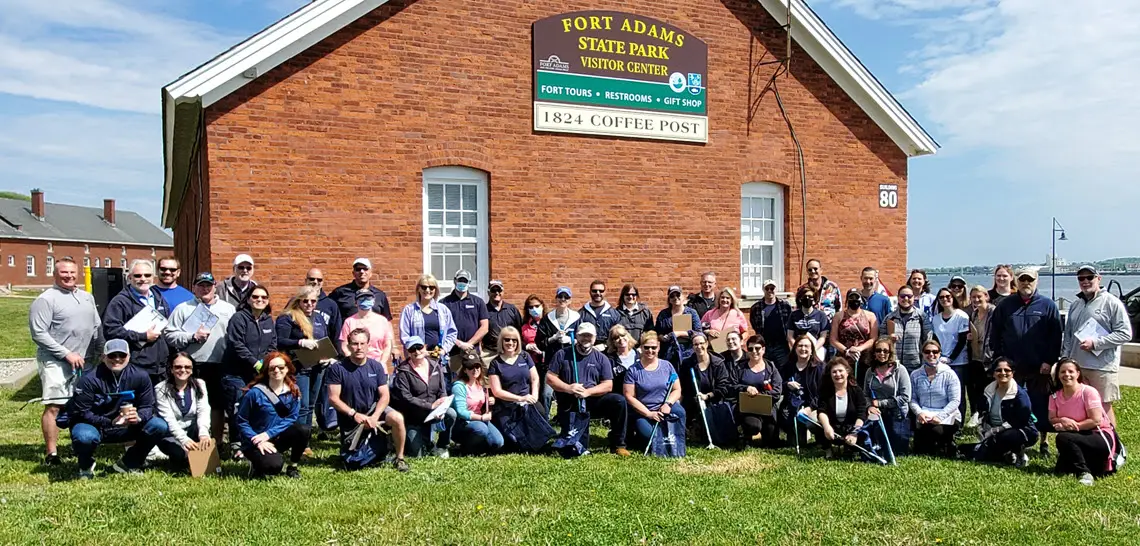 Clean up at Fort Adams